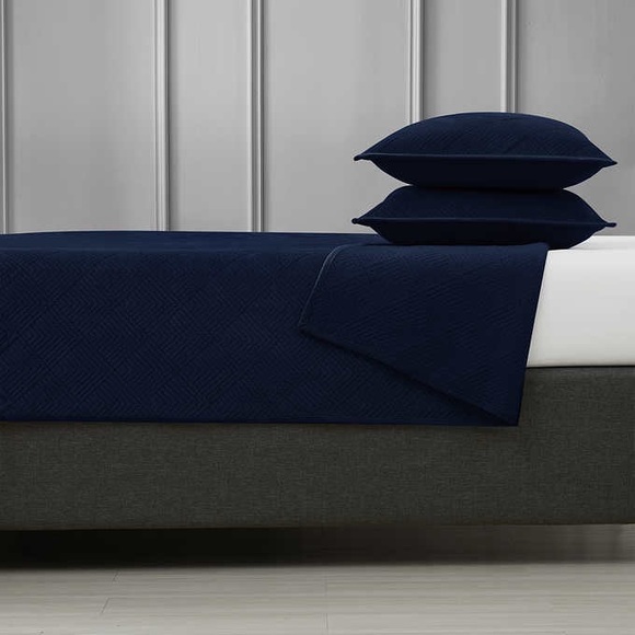 Future Soft Embroidered Velvet Queen Quilt Set 3Pc - Picture 7 of 16